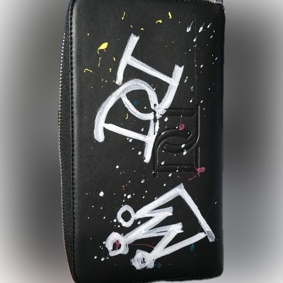 DESERI Black Leather and Gold Handware Paris Wristlet Clutch Paris Hand Painted - Picture 10 of 16